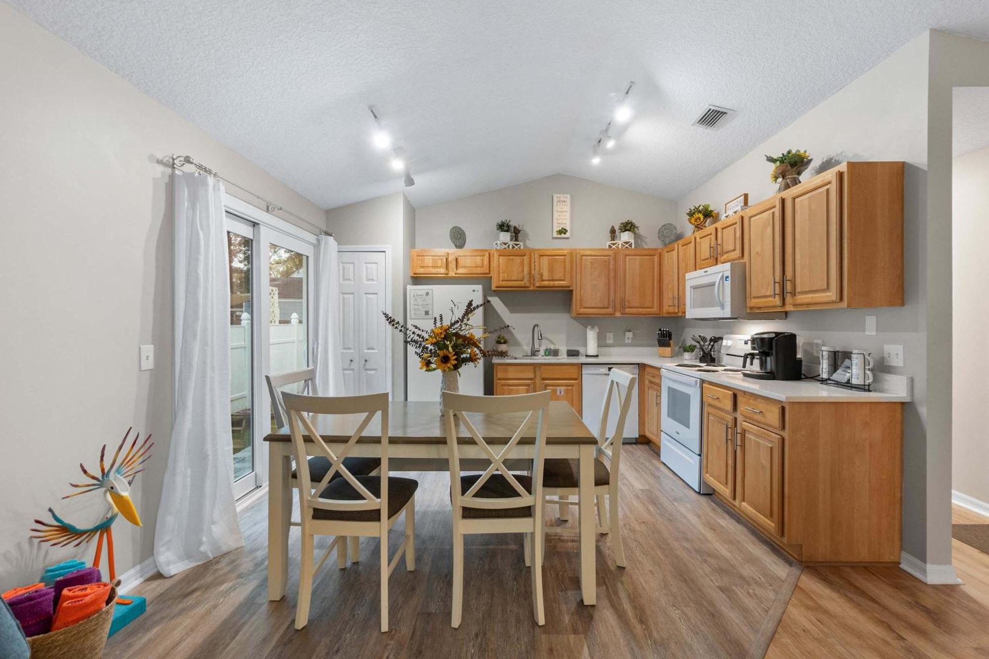 Peaceful Pearl Retreat- 5 Minutes To Downtown, 10 Minutes To Beach St. Augustine Exterior photo